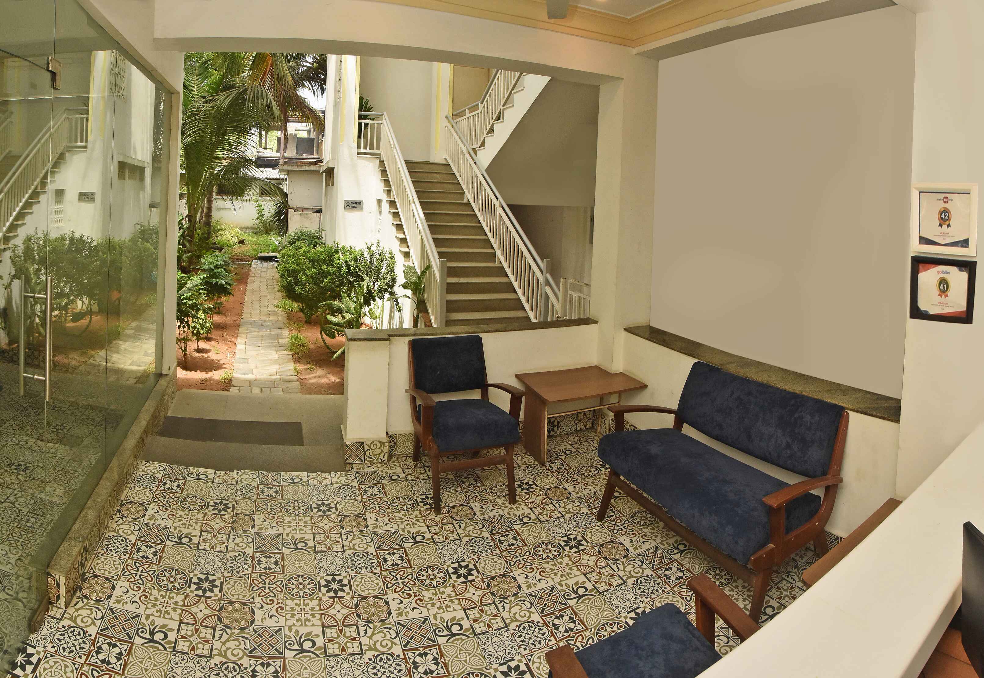 Vilasam Rooms common waiting area